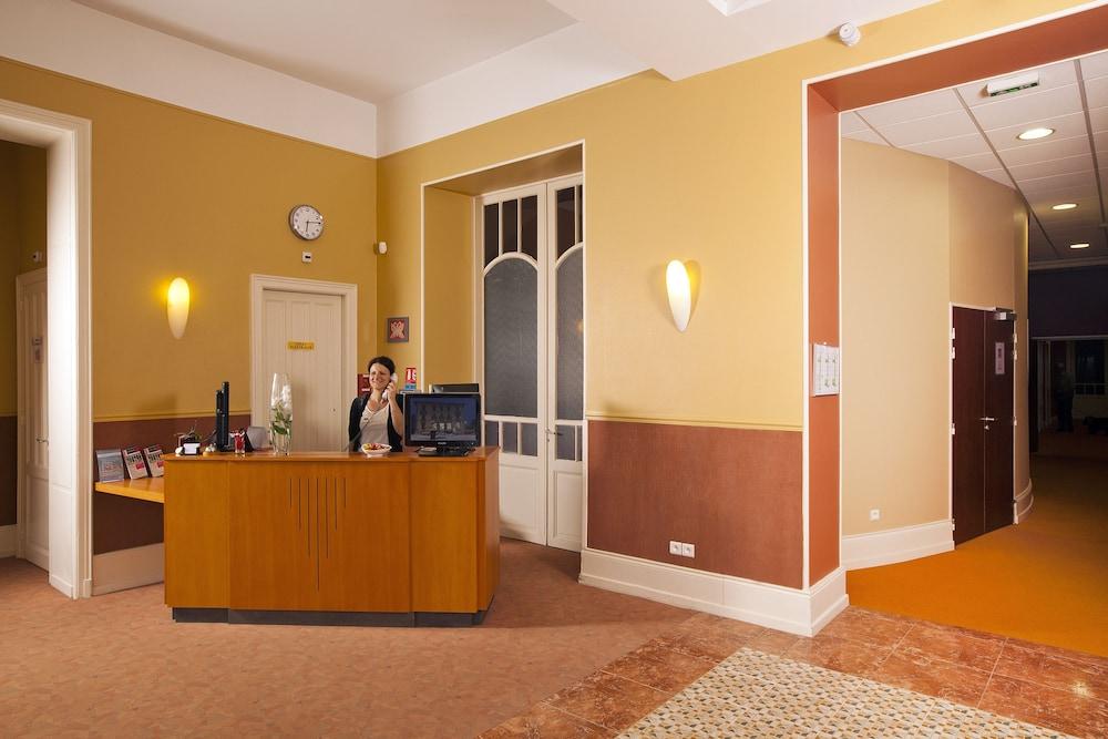 Hotels & Residences - Les Thermes Luxeuil-les-Bains Exterior foto