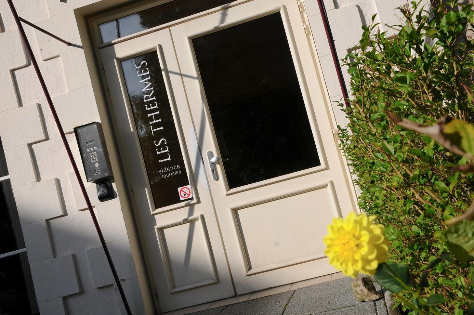 Hotels & Residences - Les Thermes Luxeuil-les-Bains Exterior foto