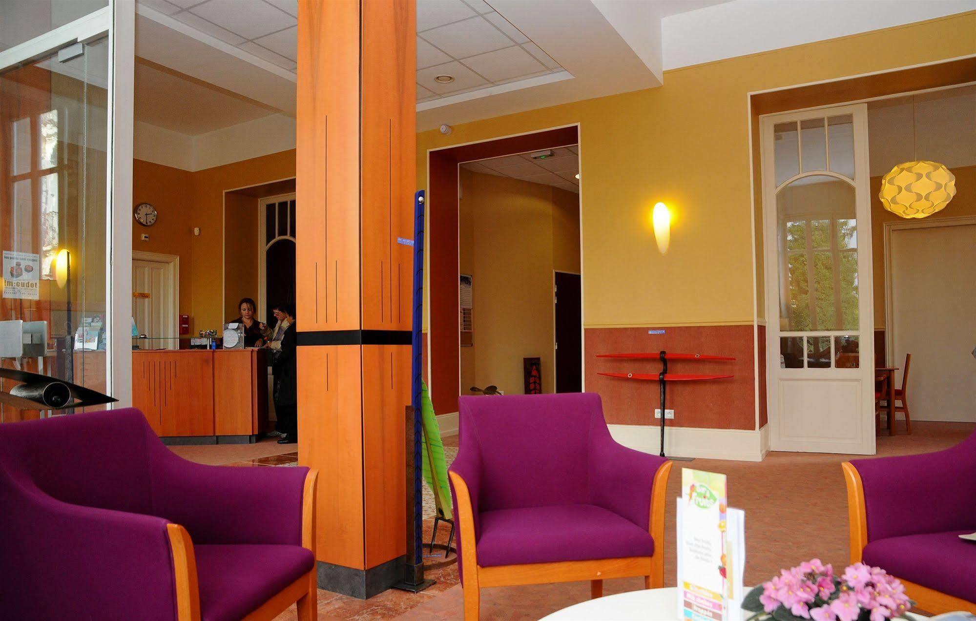 Hotels & Residences - Les Thermes Luxeuil-les-Bains Exterior foto